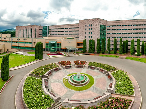 Санаторий «Заря», Кисловодск. Территория